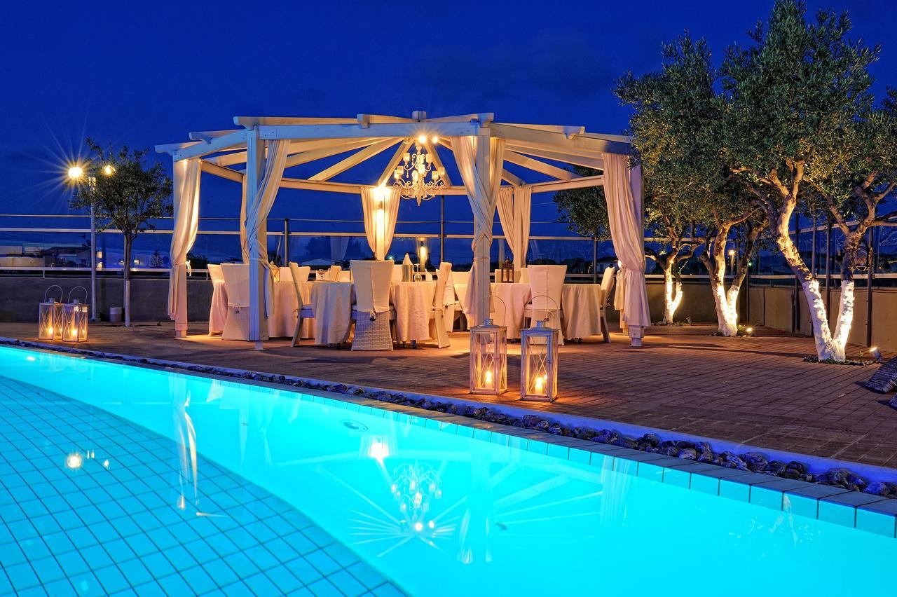 הרסוניסוס Paradise Island Villas מראה חיצוני תמונה